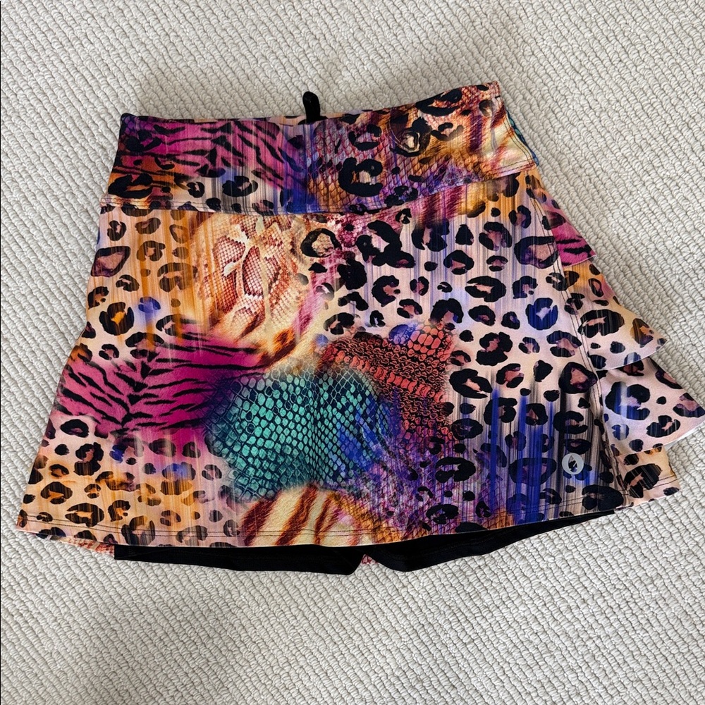 Dona Jo Shakira Golf/Tennis Skirt in Selva Print